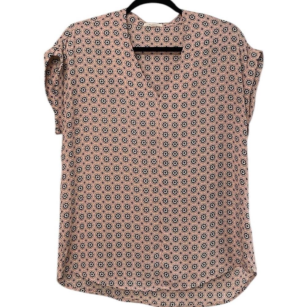 Pleione Anthropology XS Blouse Top Cuffed Short Sleeve V Neck Blouse Pink Navy